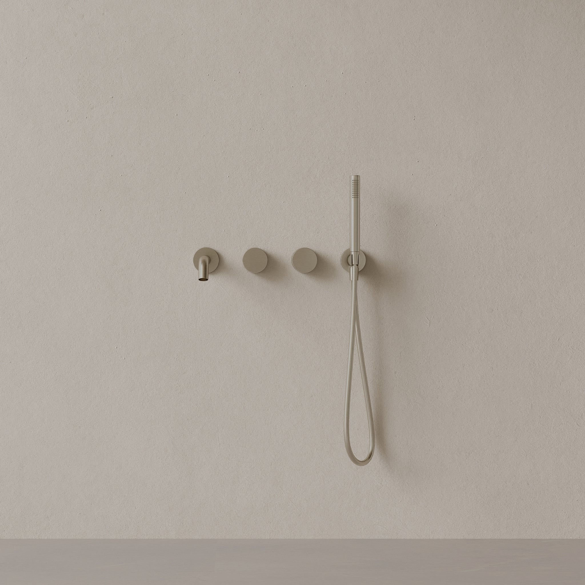 Modern Curved Spout Wall-mounted Bathtub Filler